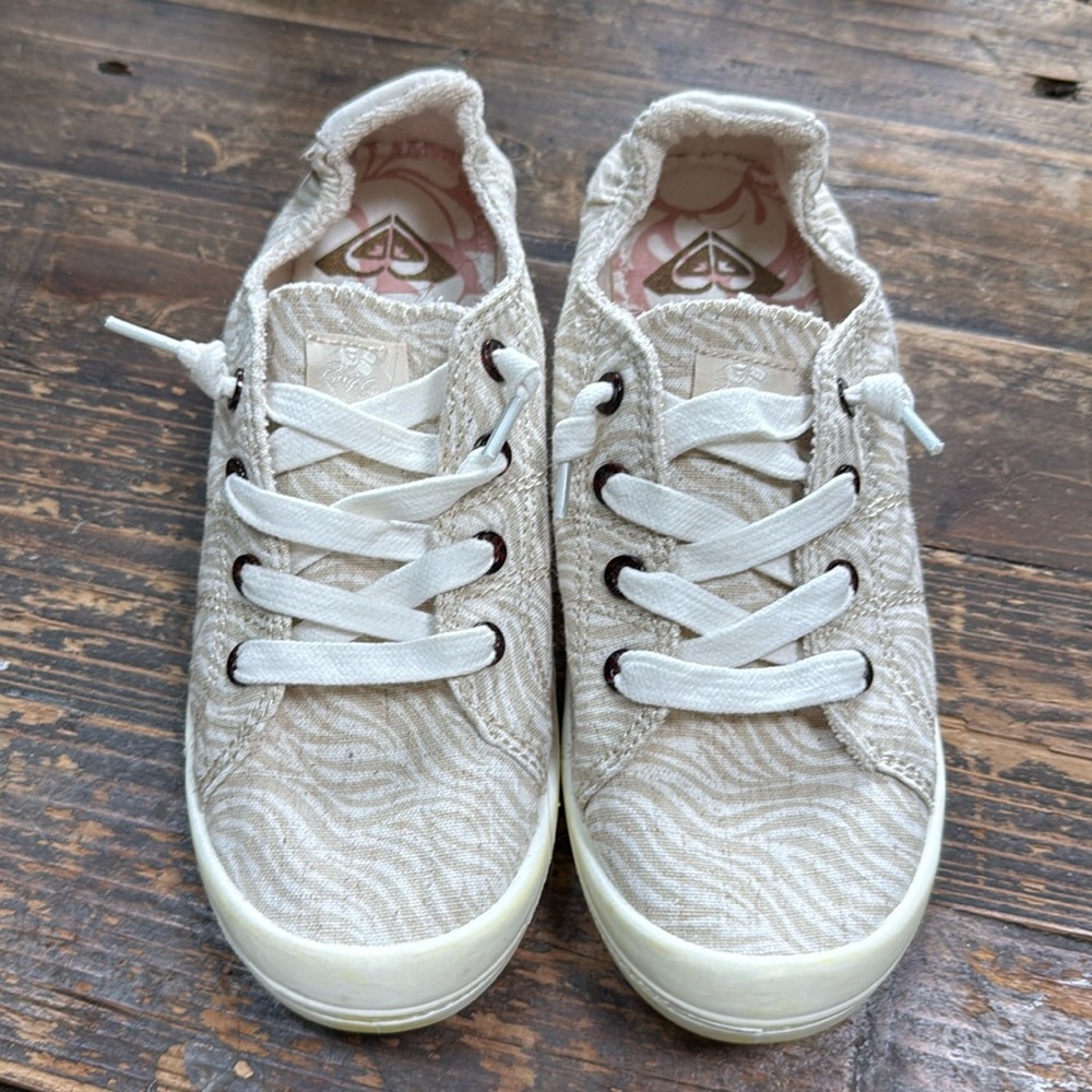 ROXY Women’s Bayshore III slip on sneaker Sz 6